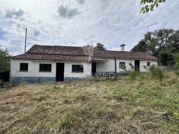 Moradia T3 para Venda em Atouguia