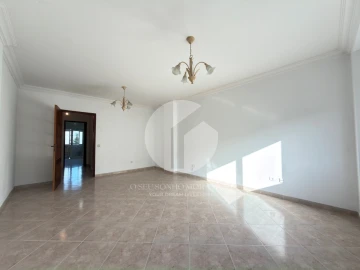 Apartamento T2 para Venda em Olhão