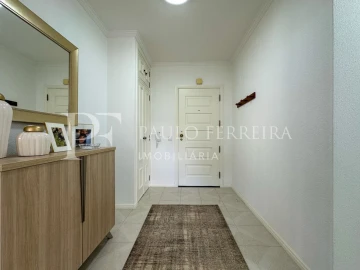 Apartamento T2 para Venda em Vila Nova de Famalicão e Calendário