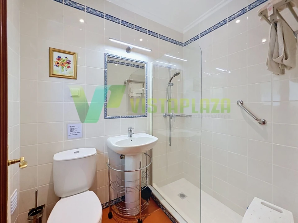 Moradia T6 para Venda em Alvor Foto 24