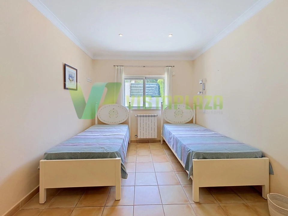 Moradia T6 para Venda em Alvor Foto 29