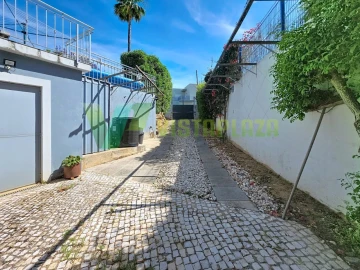 Moradia T6 para Venda em Alvor