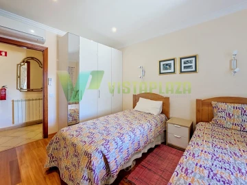 Moradia T6 para Venda em Alvor