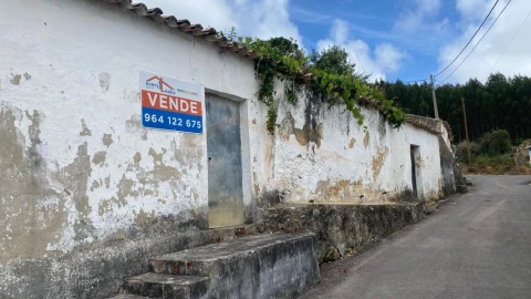 Moradia T3 para Venda em Olho Marinho