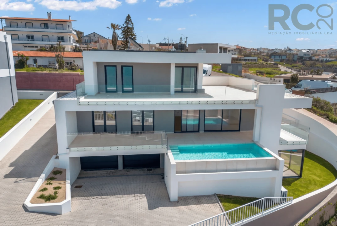 Moradia T3 para Venda em Ericeira Foto 1