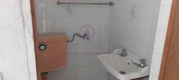 Moradia T2 para Venda em São Domingos de Rana