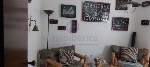 Moradia T2 para Venda em São Domingos de Rana
