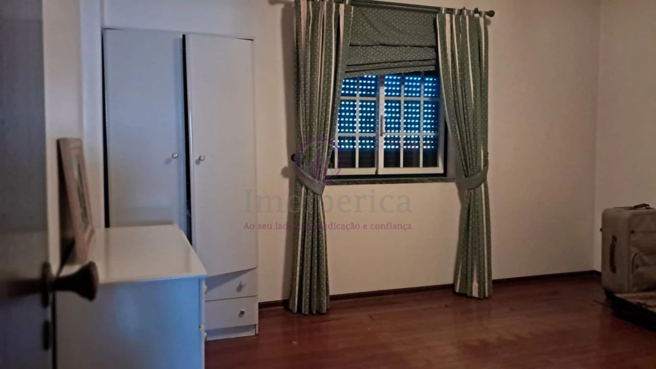 Moradia T2 para Venda em São Domingos de Rana Foto 23