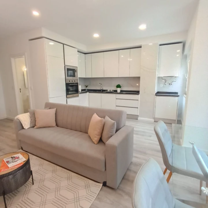 Apartamento T3 para Venda em Benfica Foto 5