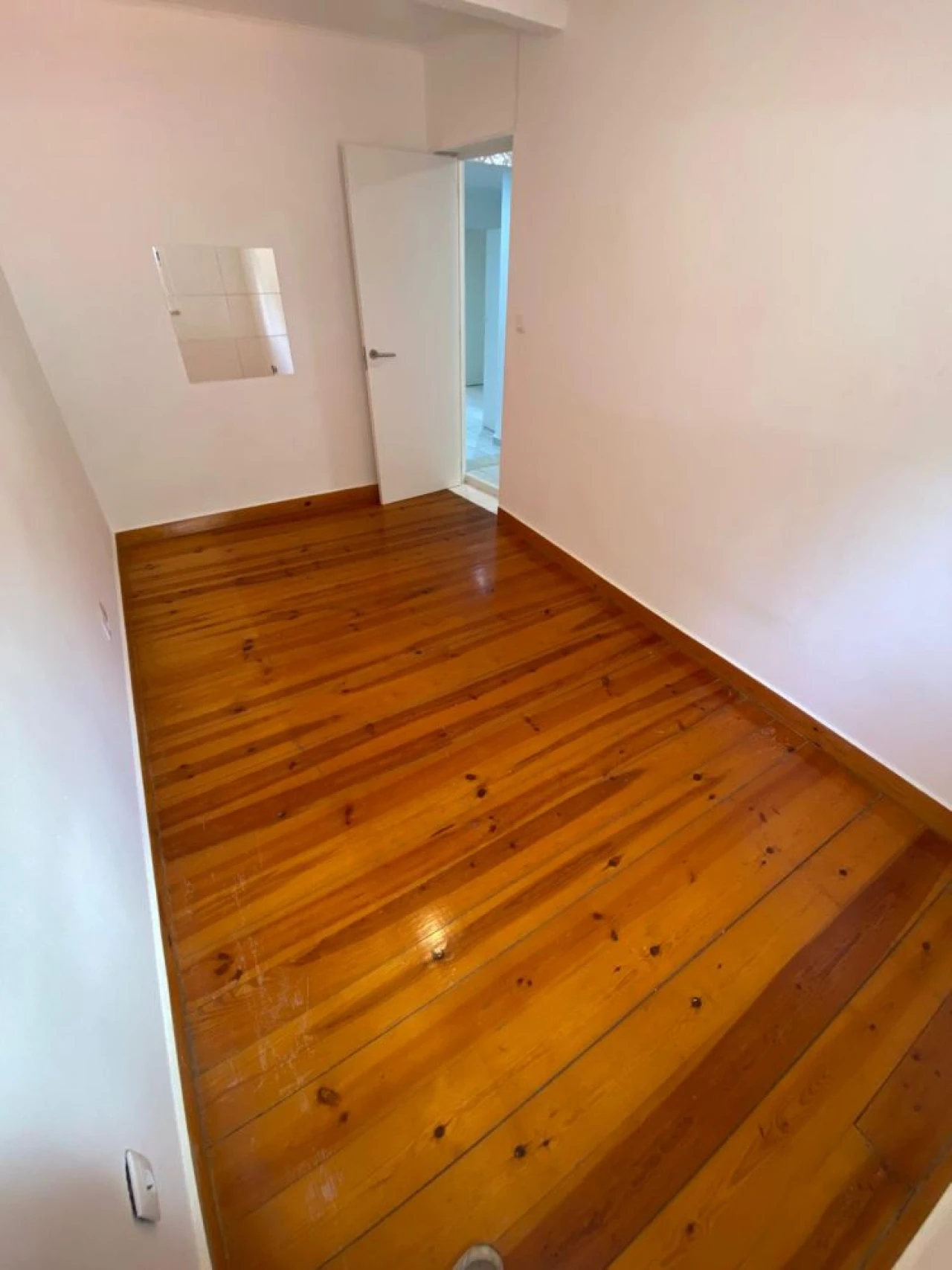 Apartamento T1 para Venda em São Vicente Foto 6