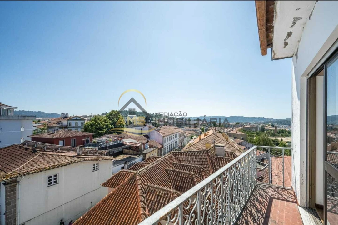 Apartamento T3 para Venda em Fafe Foto 2