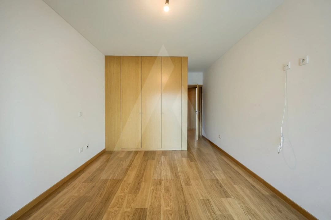 Apartamento T2 para Venda em Glória e Vera Cruz Foto 32