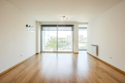 Apartamento T2 para Venda em Glória e Vera Cruz