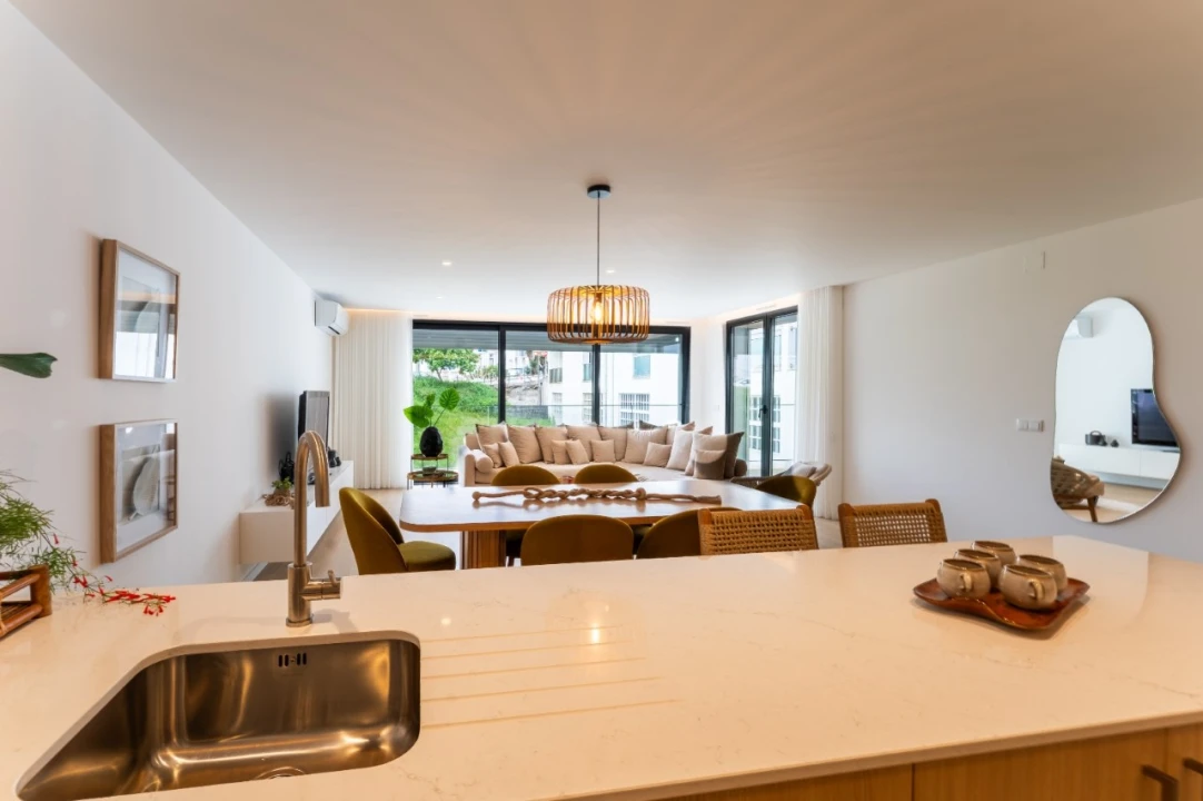 Apartamento T2 para Venda em Nazare Foto 5