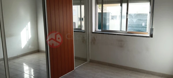 Apartamento T3 para Venda em Laranjeiro e Feijó