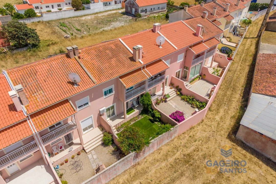 Moradia T3 para Venda em Alfeizerão Foto 37