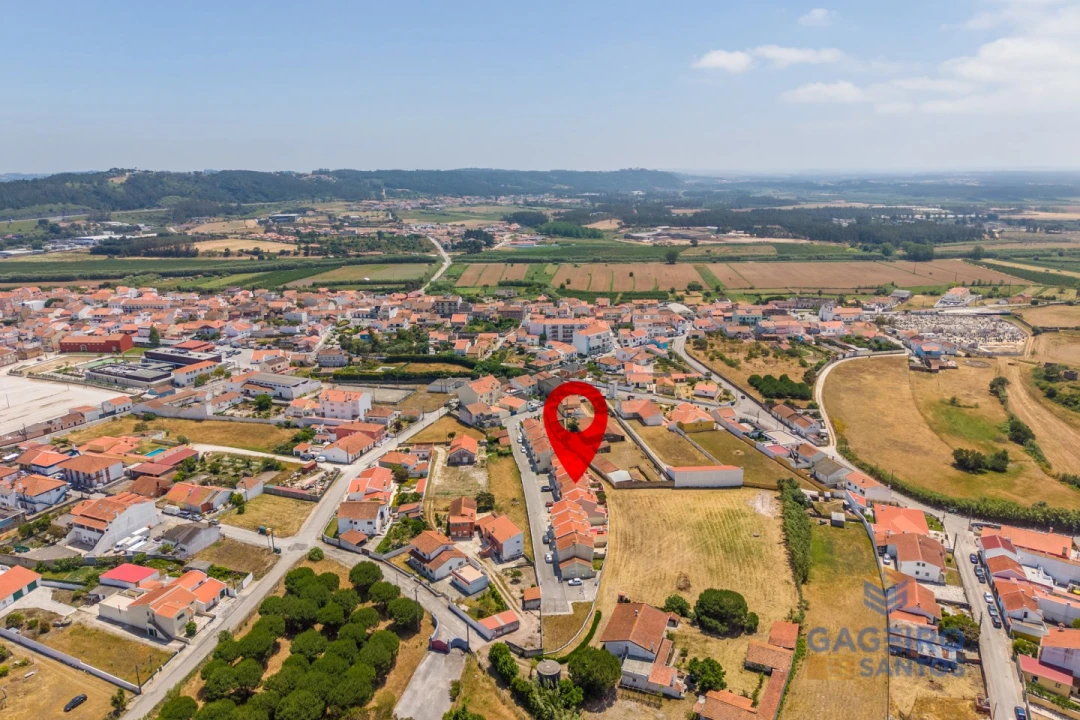 Moradia T3 para Venda em Alfeizerão Foto 44