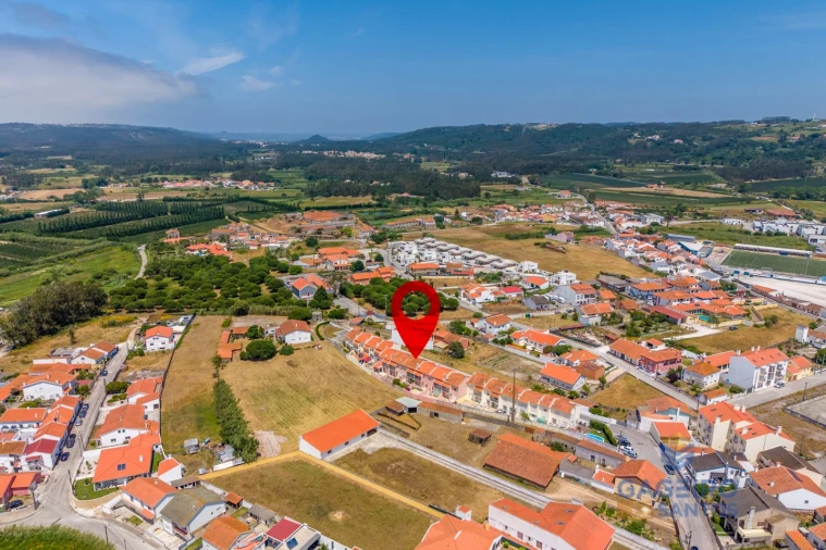 Moradia T3 para Venda em Alfeizerão Foto 46