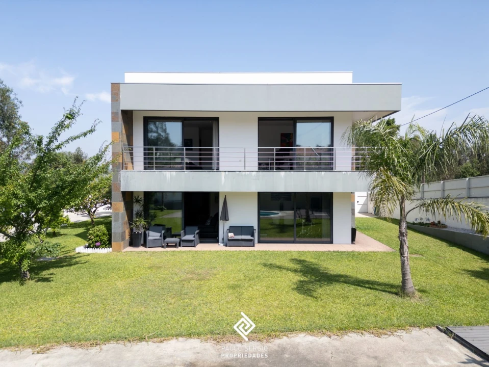 Moradia T5 para Venda em São Roque Foto 2