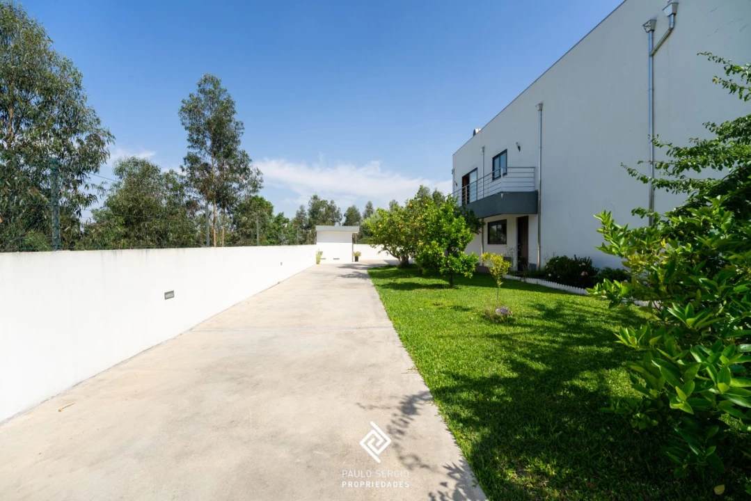 Moradia T5 para Venda em São Roque Foto 30