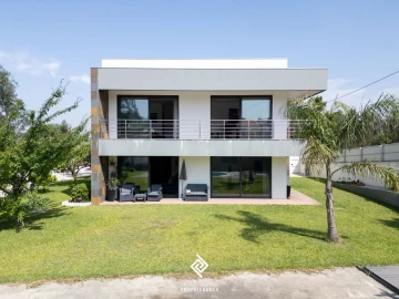 Moradia T5 para Venda em São Roque