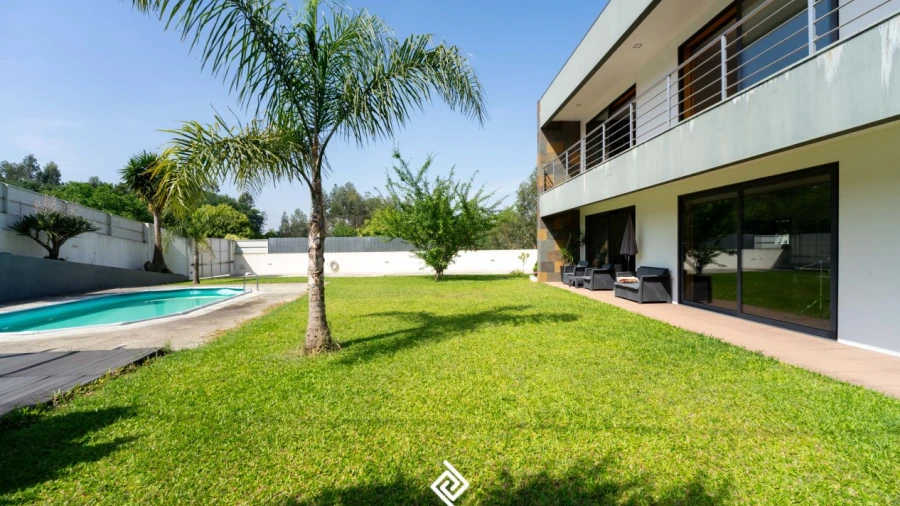 Moradia T5 para Venda em São Roque