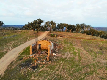 Terreno para Venda em Grândola e Santa Margarida da Serra