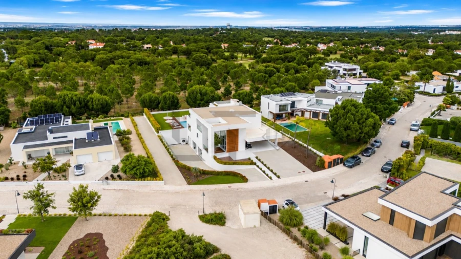 Moradia T6 para Venda em Quinta do Conde Foto 2