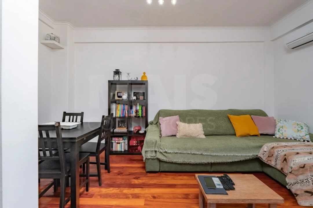 Apartamento T3 para Venda em Benfica Foto 4