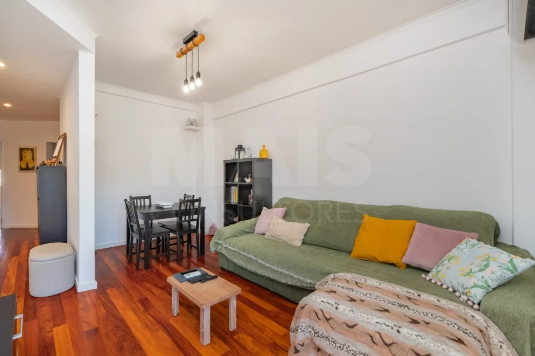 Apartamento T3 para Venda em Benfica Foto 6