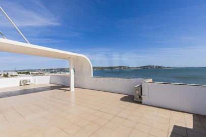 Apartamento T3 para Venda em Algés, Linda-A-Velha e Cruz Quebrada-Dafundo