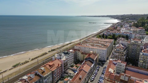 Apartamento T3 para Venda em Algés, Linda-A-Velha e Cruz Quebrada-Dafundo