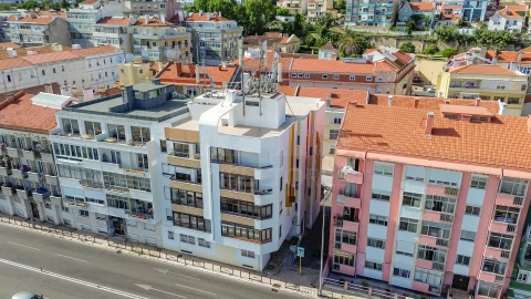 Apartamento T3 para Venda em Algés, Linda-A-Velha e Cruz Quebrada-Dafundo