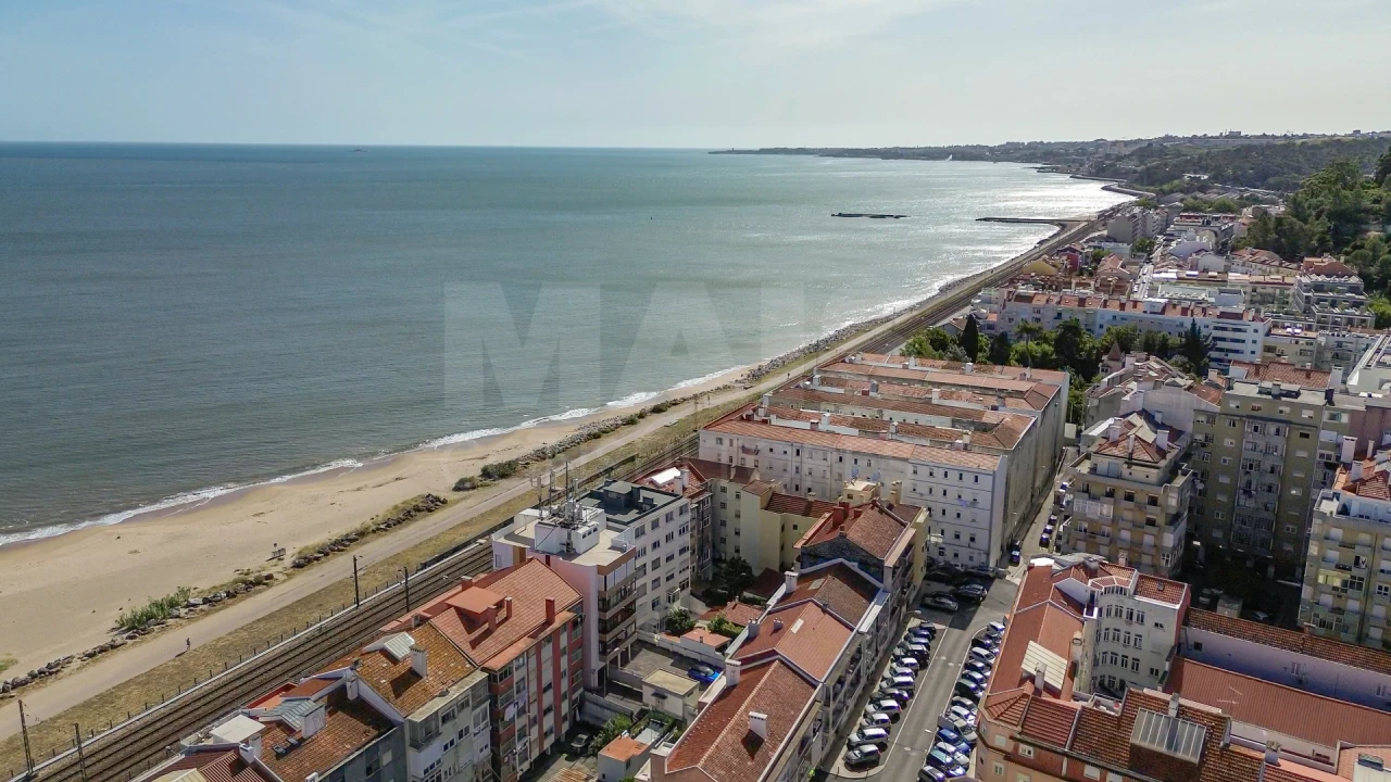 Apartamento T3 para Venda em Algés, Linda-A-Velha e Cruz Quebrada-Dafundo Foto 4