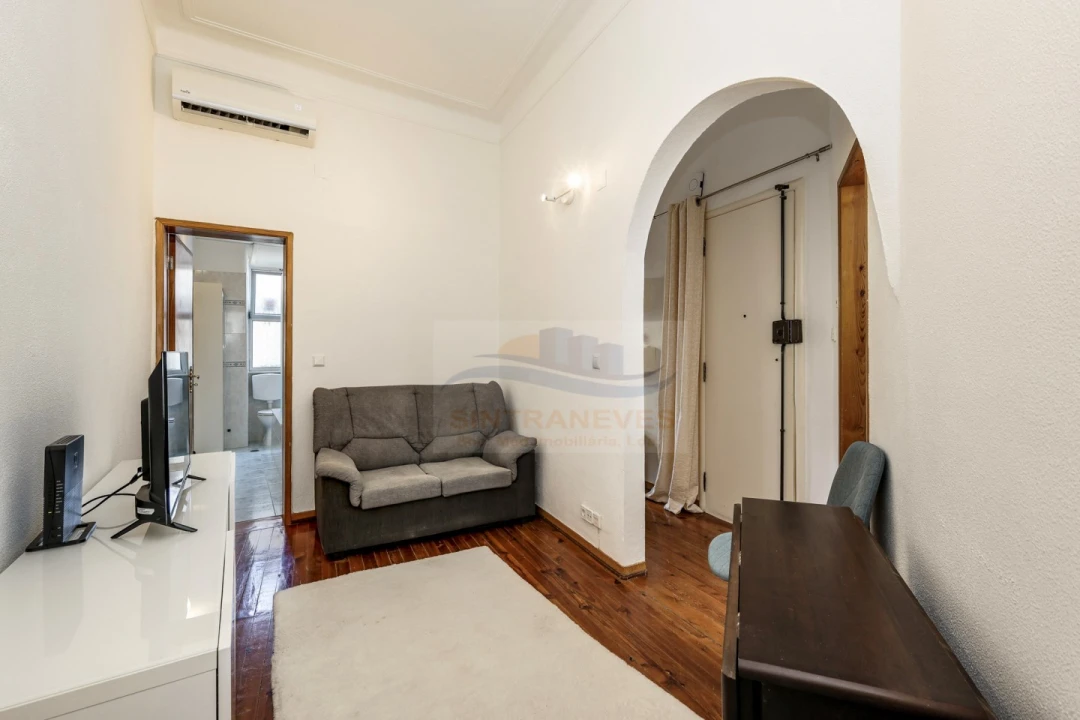 Apartamento T2 para Venda em Penha de França Foto 9