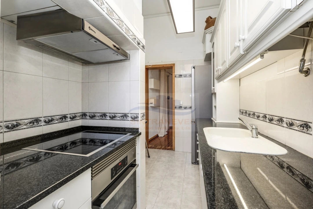 Apartamento T2 para Venda em Penha de França Foto 1
