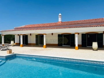 Moradia T4 para Venda em Ourique