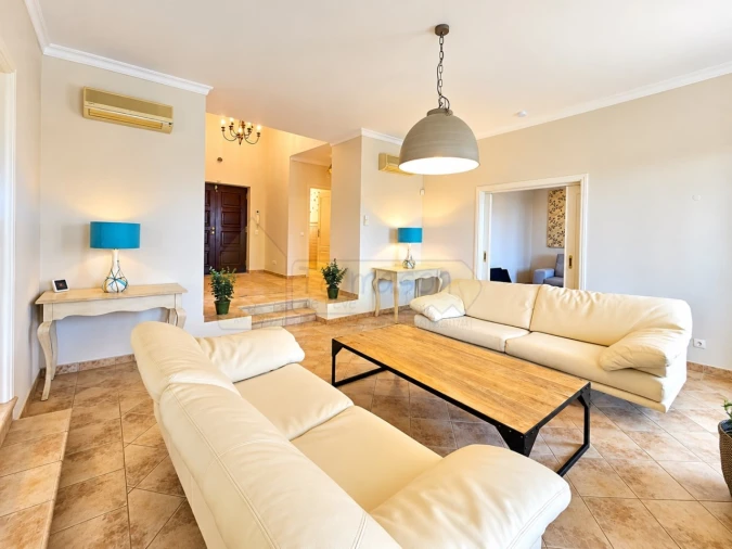 Moradia T4 para Venda em Moncarapacho e Fuseta Foto 5