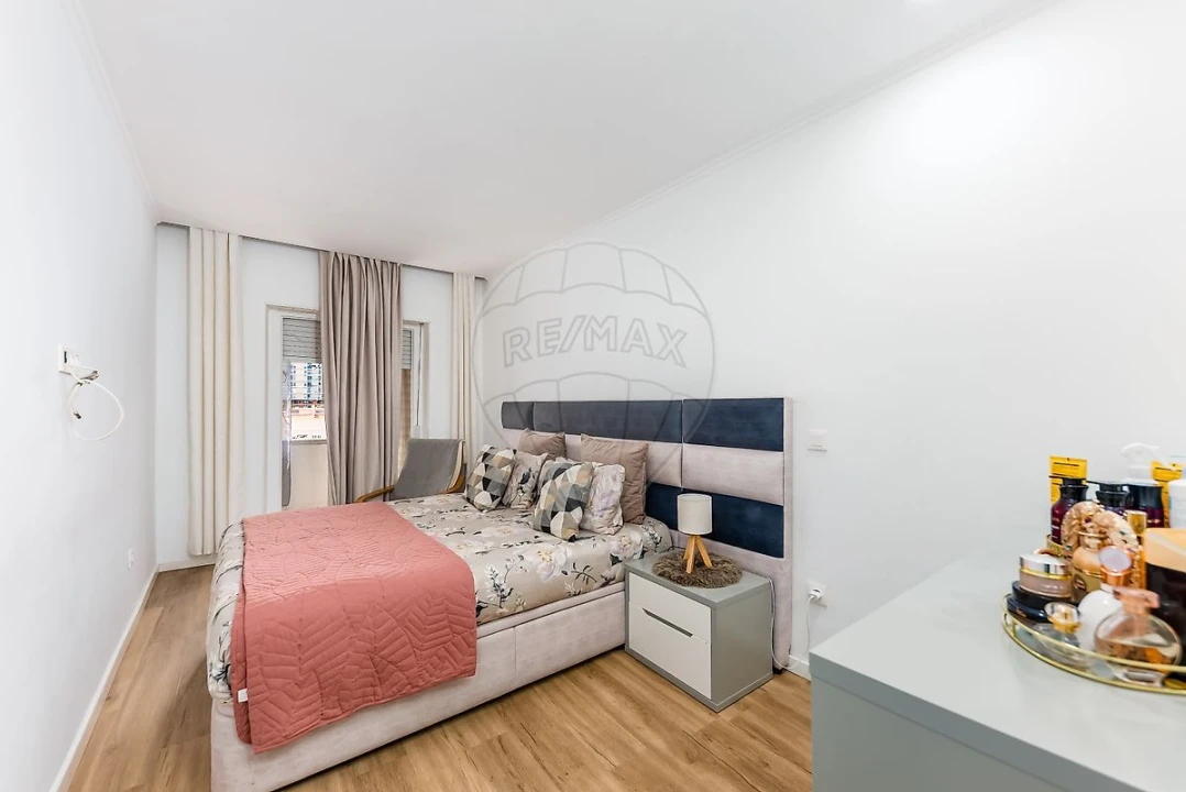 Apartamento T3 para Venda em Queluz e Belas Foto 11