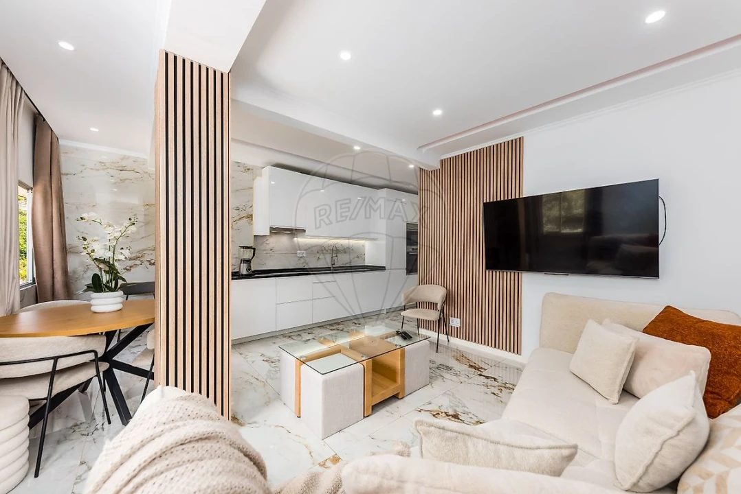 Apartamento T3 para Venda em Queluz e Belas Foto 25