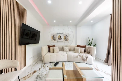 Apartamento T3 para Venda em Queluz e Belas