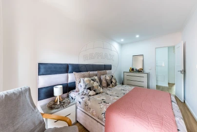 Apartamento T3 para Venda em Queluz e Belas