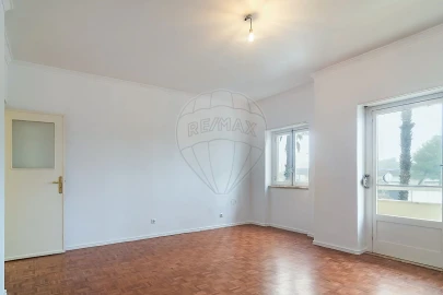 Apartamento T3 para Arrendamento em Oeiras e São Julião da Barra, Paço de Arcos e Caxias