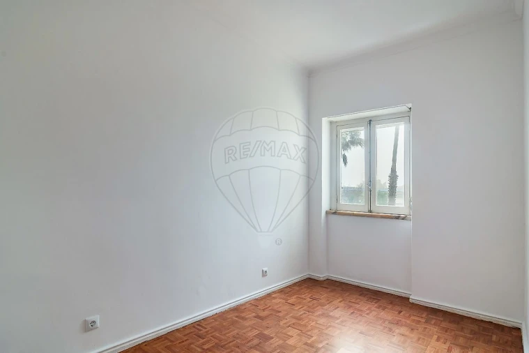 Apartamento T3 para Arrendamento em Oeiras e São Julião da Barra, Paço de Arcos e Caxias Foto 13