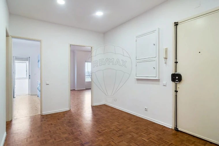 Apartamento T3 para Arrendamento em Oeiras e São Julião da Barra, Paço de Arcos e Caxias Foto 10