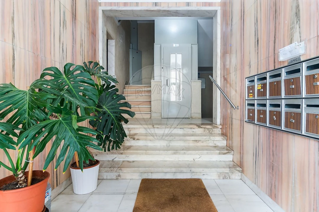 Apartamento T3 para Arrendamento em Oeiras e São Julião da Barra, Paço de Arcos e Caxias Foto 7