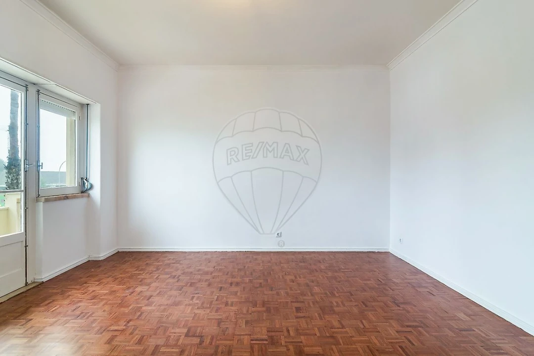 Apartamento T3 para Arrendamento em Oeiras e São Julião da Barra, Paço de Arcos e Caxias Foto 1