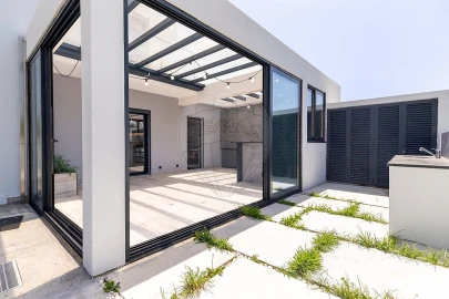 Moradia T4 para Venda em A dos Cunhados e Maceira