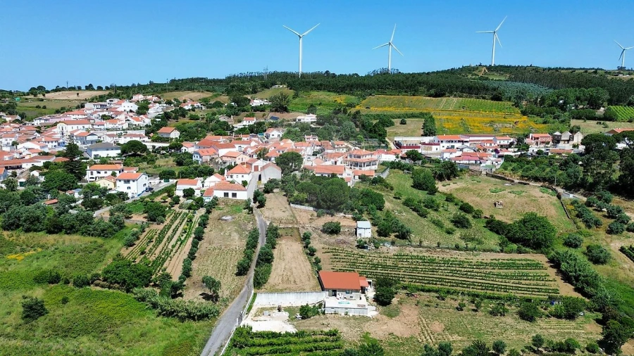 Terreno para Venda em Carvoeira e Carmões Foto 6