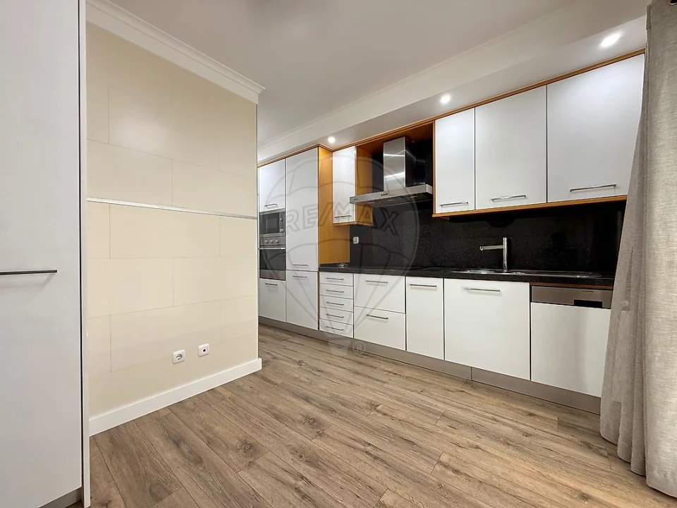 Apartamento T3 para Arrendamento em Silveira Foto 1